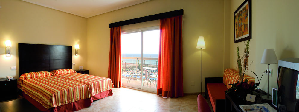 El Alquián Cabogata Beach Hotel מראה חיצוני תמונה